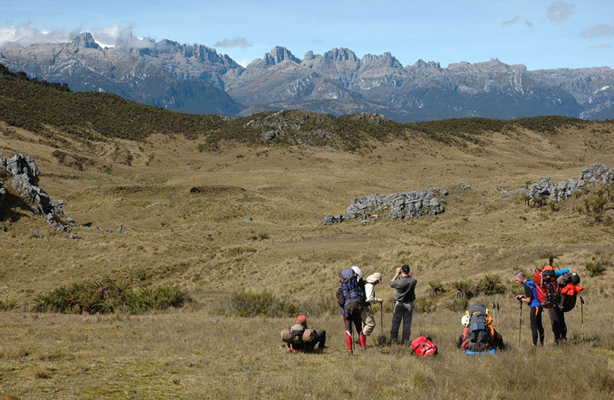 Papua_2019_0910_CarstenszPyramide